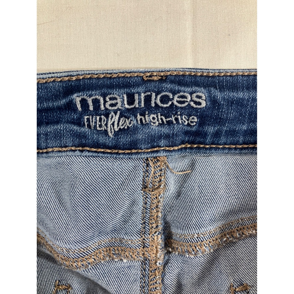 Maurices EverFlex High Rise Jeans Size 16 Short Blue Wash‎ Denim - Picture 2 of 6